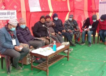 सुनसरी खोलामा आएको बाढीले केहीको घर बगाएको र केही मानिस फसेको बताएपछि………