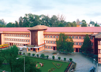 संसद पुनर्स्थापना, १३ दिनभित्रै बैठक बोलाउन सर्वोच्चको आदेश