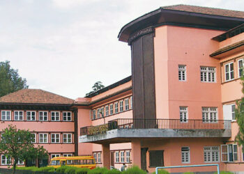 ‘सर्वोच्चको फैसला संविधान र संविधानवादको संरक्षणमा कोशेढुंगा’