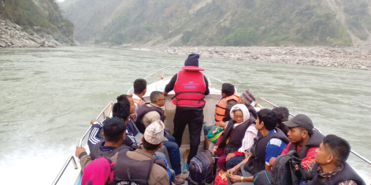 बराहक्षेत्रमा बाह्य तथा आन्तरिक पर्यटकहरुको आगमनमा वृद्धि