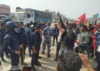 सिटीई भिटीका पदाअधिकारीहरु भैंसी हो भन्दै लहानमा विद्यार्थीहरुले निकाले भैंसी जुलुस