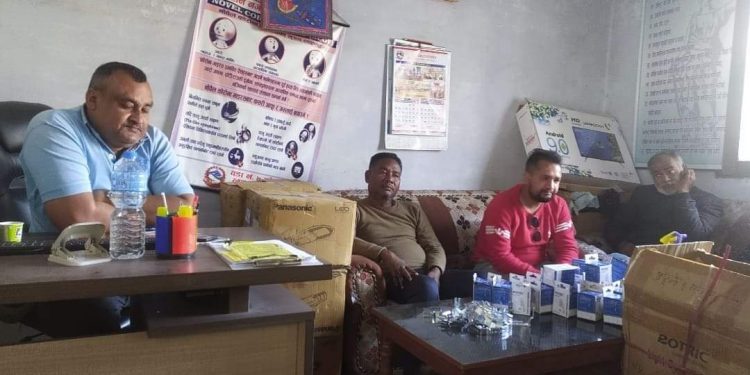 लहान ४ स्थित फोहर प्रशाेधन केन्द्र बनाउन लाग्दा स्थानीय द्वारा बिरोध