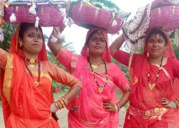 सुनसरीमा महिलाहरुले बट सावित्री पर्व मनाइयाे