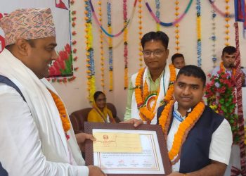 भाेक्राहा नरसिंहमा उत्कृष्ट काम गर्ने कर्मचारी सम्मानित