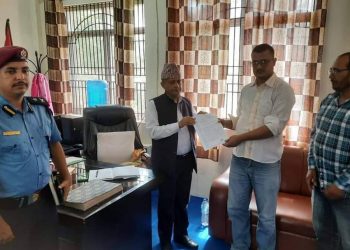 पत्रकार बाहेकले प्रेस लेखेर सवारीसाधन नचलाउन आग्रह