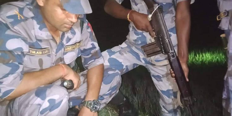 सप्तरीमा सशस्त्र प्रहरीद्वारा कटुवा पेस्तोल र गोली बरामद