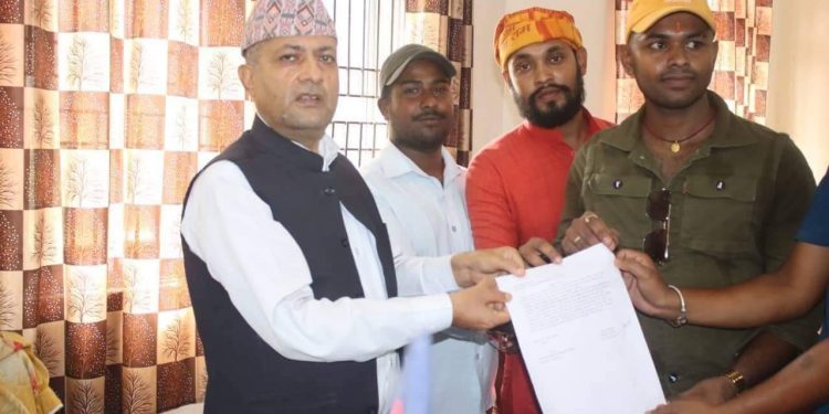 टिकटक बन्द अभियानमा उत्रिए सप्तरीका युवाहरु