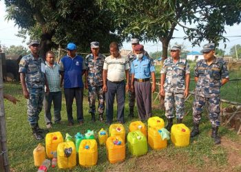सप्तरीमा सशस्त्र प्रहरी द्वारा अबैध मदिरा बरामद