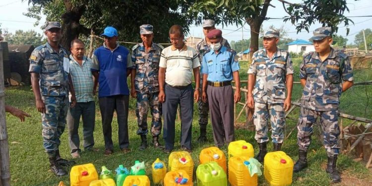 सप्तरीमा सशस्त्र प्रहरी द्वारा अबैध मदिरा बरामद