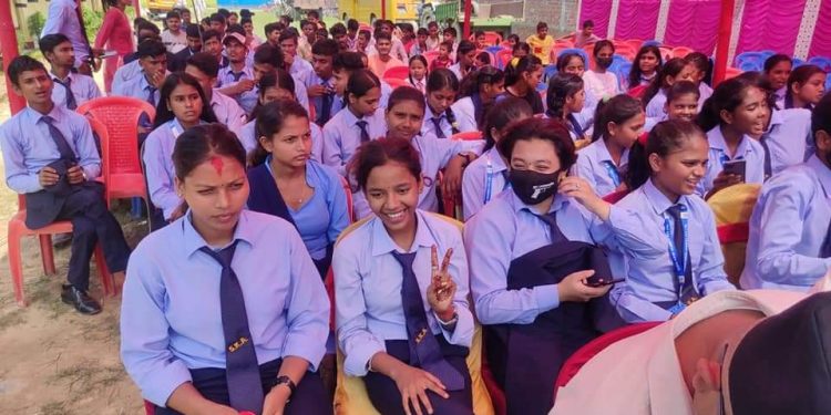 सूर्य किरण एकेडेमीमा कक्षा ११ को उद्घाटन तथा नवआगन्तुक विधार्थीलाई स्वागत