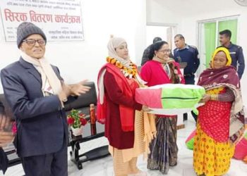 सप्तरीका विपन्न तथा असहाय परिवारलाई सिरक बितरण