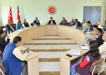 एमाले सरकारबाट तत्काल नबाहिरिने