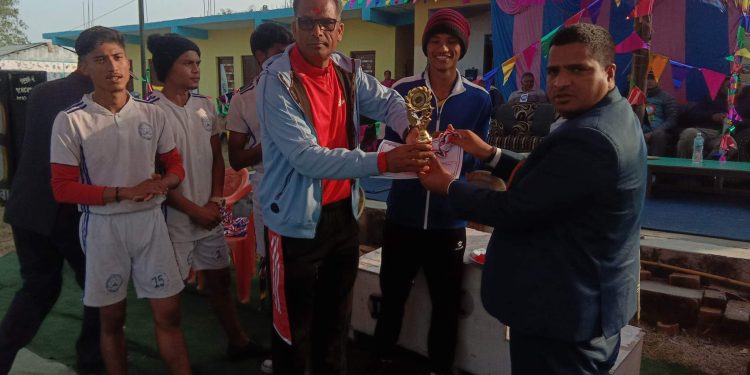 टीकापुर नगर स्तरिय अन्तर बिद्यालय खेलकुद तथा राष्ट्रपति रनिङ्ग शिल्ड प्रतियाेगिताकाे समापन