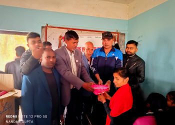 सुनसरी बहुमुखी क्याम्पसमा सेनेटरी प्याड वितरण