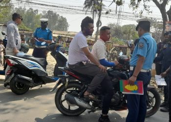 सुनसरीमा ठाउँ – ठाउँमा सदा पाेशाकमा प्रहरी परिचालन