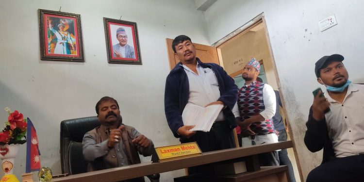 भाेक्राहा नरसिंहमा संचालित विभिन्न याेजनाहरूकाे अनुगमन