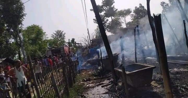 मधुवनमा आगलागी :- पीडित परिवारलाई नगरको राहत