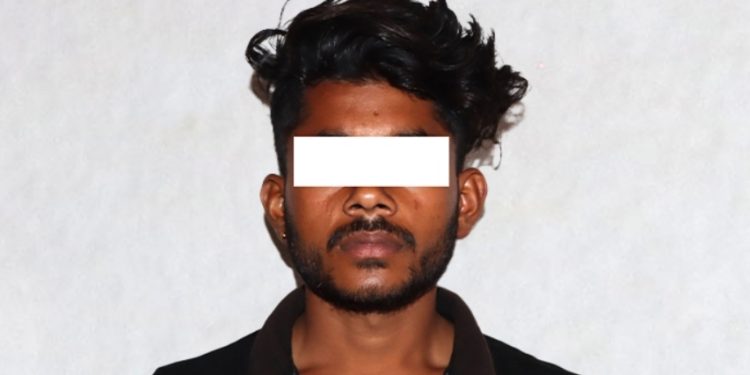 प्रेमिकाको मोबाइल बैंकिङबाट धर्मेन्द्रले यसरी चोरे डेढ लाख