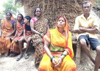 बाढीको त्रासमा बाँच्न विवश