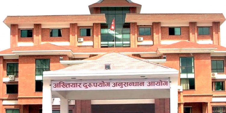 घुस रकम सहित विद्युत प्राधिकरणका विर्जु पक्राउ