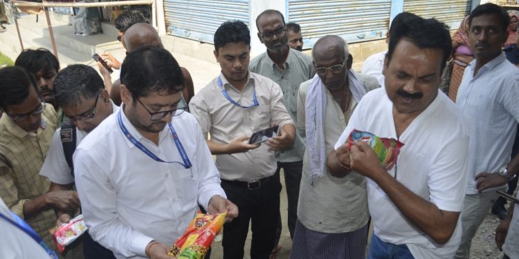 देवानगञ्जमा स्थानीय बजार अनुगमन