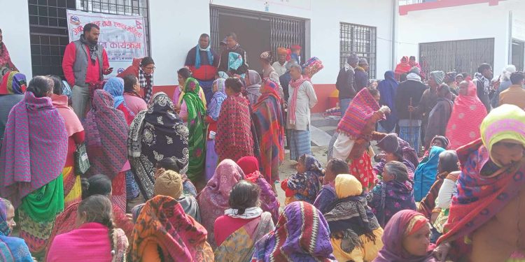 जाडोमा अपांगता तथा जेष्ठ नागरिकलाई कम्बल वितरण