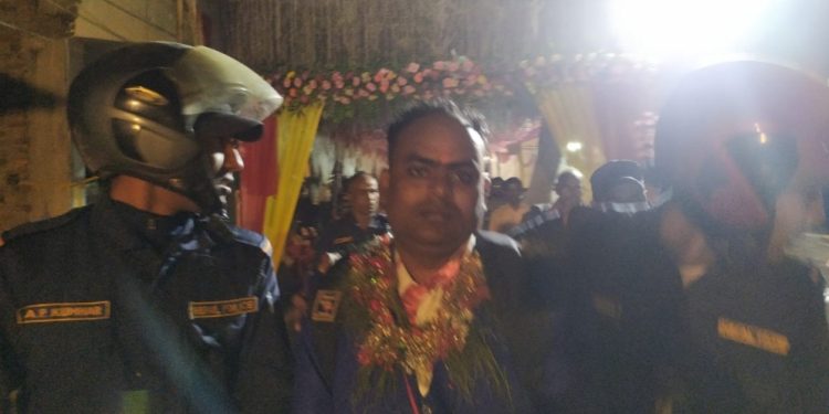 दाइजोमा सुनको सिक्री नपाएपछि विवाह नै रद्द,बेहुली पक्षले प्रहरीलाई उजुरी दिएपछि बेहुला पक्राउ