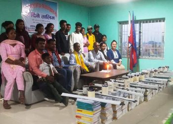 सुनसरीका साढे चार सयजना उराँव कुडुख मातृभाषा कक्षामा लेख्न पढन सिक्दै