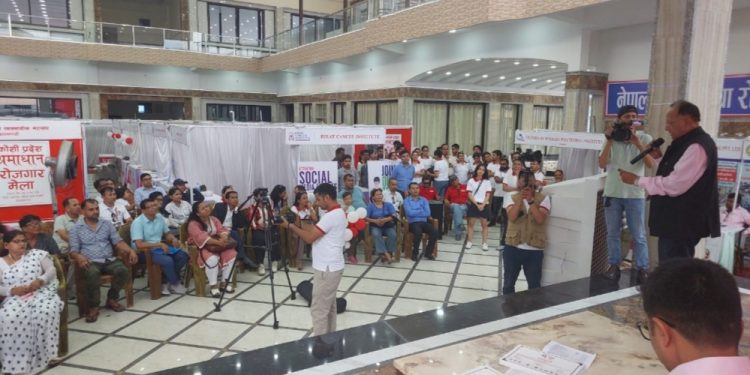 रोजगार मेलामा जागिरका लागि दुईहजार युवाको आवेदन