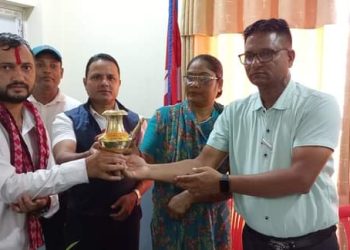 भोक्राहा नरसिंहबाट दुई जना कर्मचारी विदाई