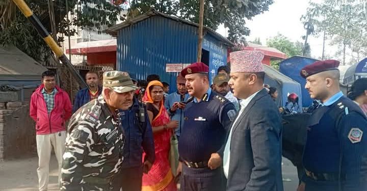 नेपाली विद्यार्थी विराटनगरको रानी नाका हुँदै स्वदेश फर्किए