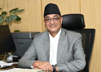 गृहमन्त्री रमेश लेखकको राजीनामा