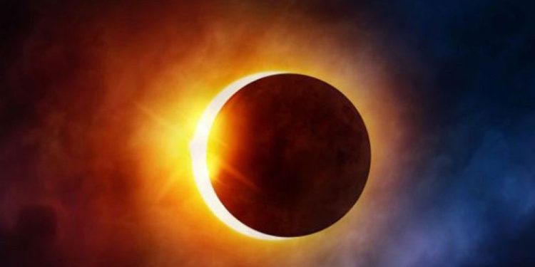 आज राति खग्रास चन्द्रग्रहण: नेपालबाट साढे तीन घण्टा सम्म देखिने