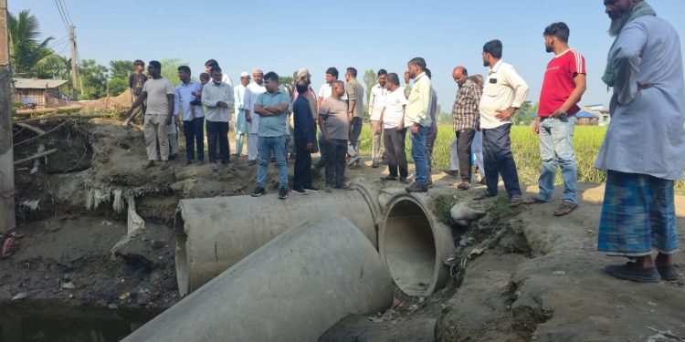 भोक्राहा नरसिंह–५ मा अध्यक्ष आजादको स्थलगत निरीक्षण