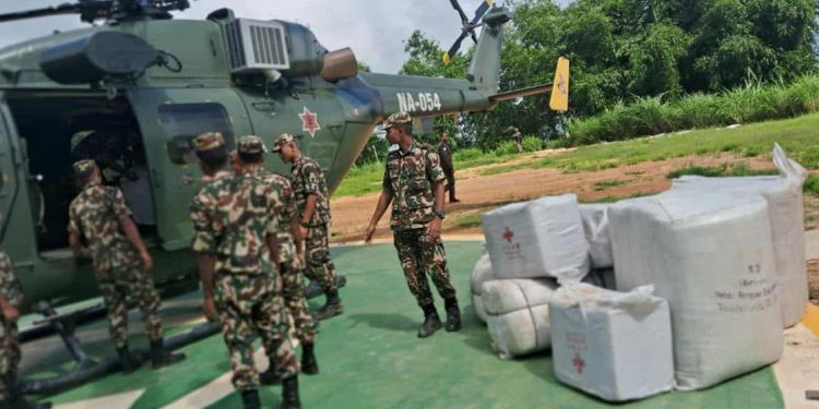 इलामका बाढी–पहिरो पीडितका लागि कोशी प्रदेशको राहत सामग्री पठाइयो