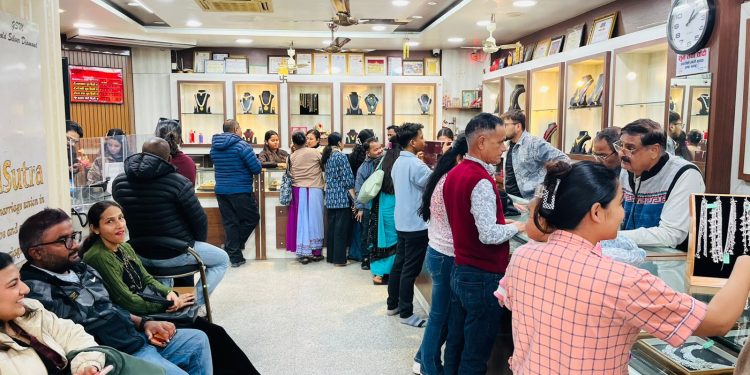 विराटनगरमा सुन महँगियो, व्यापार सुस्तायो