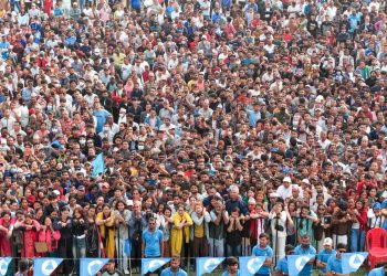 राष्ट्रिय स्वतन्त्र पार्टीको ‘हामी आयौँ’ सभामा फरक दृश्य: इटहरीमा वृद्धवृद्धाको बाक्लो उपस्थिति, घन्टीले तातेको माहोल