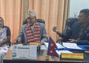 सुनसरी खोलामा तटबन्ध निर्माणको माग : अध्यक्ष आजादद्वारा मन्त्री मंसुरीलाई ध्यानाकर्षण